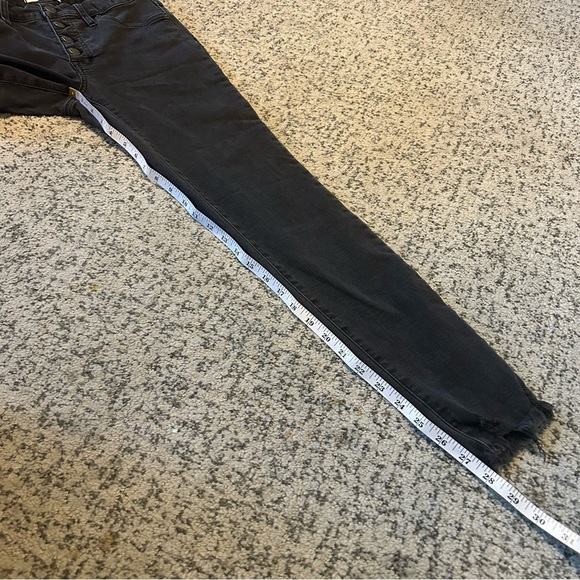 Madewell Black 9” Mid-Rise Skinny Button Up Jeans Size 28 - Picture 10 of 10